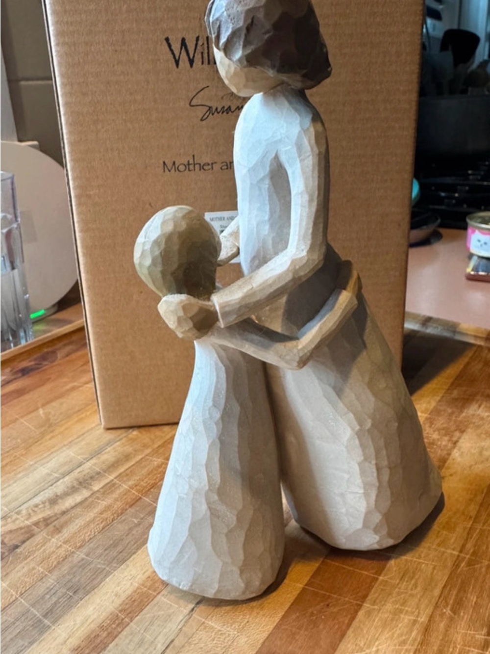 Demdaco Willow Tree Box — mother and daughter collectible no longer made